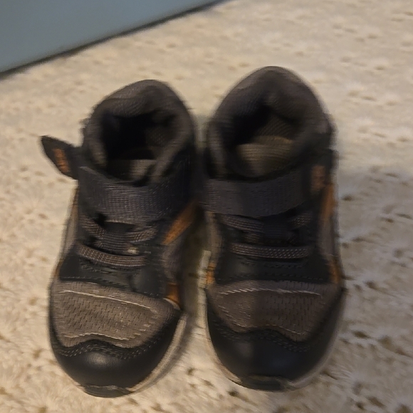 STRIDE RITE WILSON SHOES - Picture 4 of 4